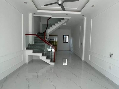 Nhà 3 tầng đẹp Hùng Vương, Hồng Bàng, Hải Phòng giá chỉ 1,9 tỷ mới 0