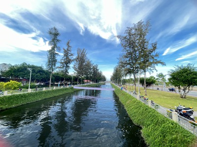 Bán nhà 1 trệt 2 lầu sân thượng view sông 1