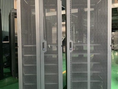 Tủ rack , tủ mạng 42U D600 giá rẻ nhất Hà Nội 0