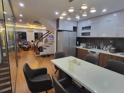 Bán lacasta văn phú, 80m2, 5m tiền, 2 mặt đường kd, chân chung cư sầm uất. 1