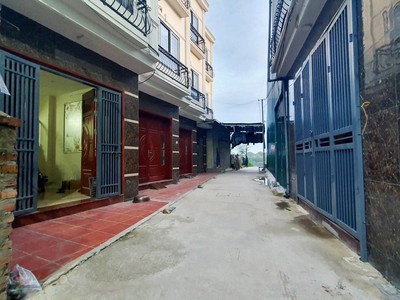 Bán nhà gần công viên khu đô thị Đô Nghĩa 0