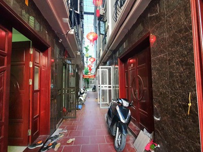 Bán nhà gần công viên khu đô thị Đô Nghĩa 1