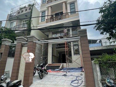 Cần bán gấp căn hộ dịch vụ ngay trung tâm thương mại chợ thủ đức 3