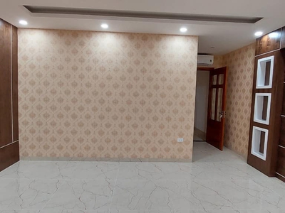 Bán tòa văn phòng mặt phố Hoàng Cầu 215m2 x 9 tầng, giá 106 tỷ 5