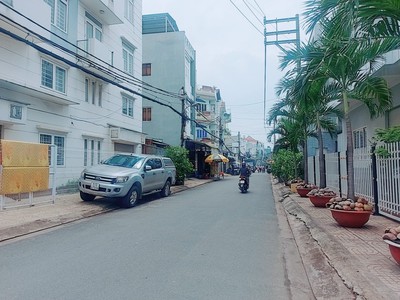 Bán  biêt thự  4 tầng , 81m2 ,  binh tân gía 4.5 tỷ. 0