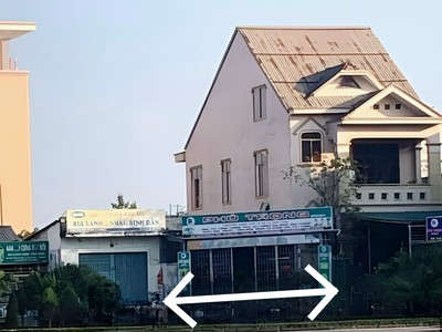 Chính Chủ Bán NHANH Nhà Ngay Trung Tâm đường Lý Thường Kiệt Tp Đông Hà 0
