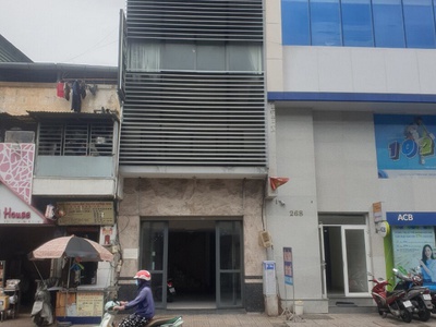 Cho thuê mặt bằng mt 240 trần hưng đạo b, phương 11, quận 5 0