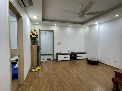 Chính chủ bán căn hộ góc, view chính Hồ, full nội thất tại KDT Thanh Hà Cienco 5 1