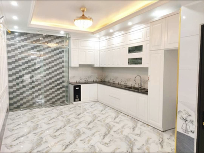 Bán nhà Chợ Hàng mới DT46m2x4 tầng mới . Giá 2,65 tỷ ( thỏa thuận ). 0