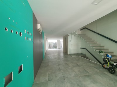 Cho thuê văn phòng 70m2, 15 triệu  có hầm để xe  mặt tiền đường Đặng Thùy Trâm, Bình Thạnh 6