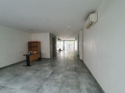 Cho thuê văn phòng 70m2, 15 triệu  có hầm để xe  mặt tiền đường Đặng Thùy Trâm, Bình Thạnh 0