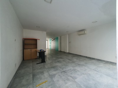 Cho thuê văn phòng 70m2, 15 triệu  có hầm để xe  mặt tiền đường Đặng Thùy Trâm, Bình Thạnh 1