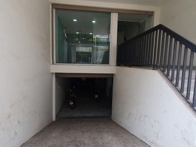 Cho thuê văn phòng 70m2, 15 triệu  có hầm để xe  mặt tiền đường Đặng Thùy Trâm, Bình Thạnh 5