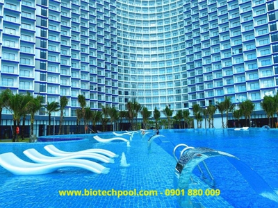 Giường tắm nắng hồ bơi mẫu 03 có chân bằng Composite 1