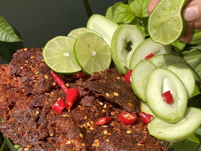 Hộp 500gr Khô bò dẻo sấy lạnh siêu cay nhà làm 2