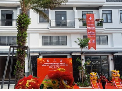 Nhà ở liền kề TTHC TPM chỉ trả 550 triệu 1 trệt 1 lầu 5