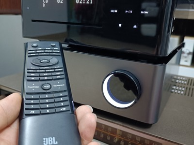 Cần tiền thanh lý bộ nghe nhạc jbl sas100 và loa sansui 300bt 2