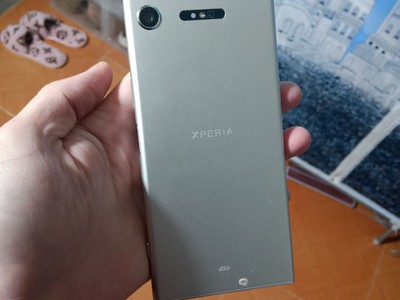 Sony Xperia XZ1 màu bạc  chưa qua sửa chữa 0