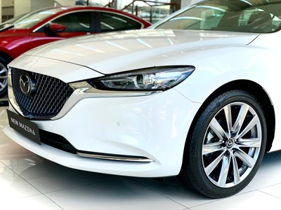 New Mazda 6 Premium 2022 chỉ với 300tr nhận xe ạ 5