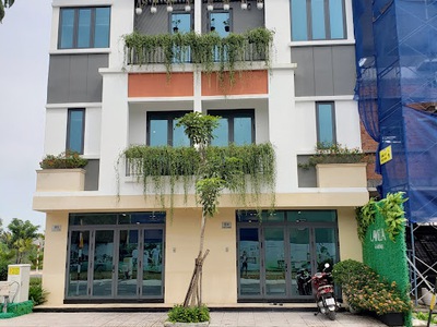 Chính chủ bán shophouse 1 trệt 2 lầu lavela garden 0