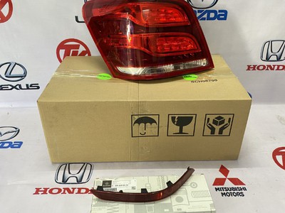 Đèn hậu Mercedes GLK A204906580364 0