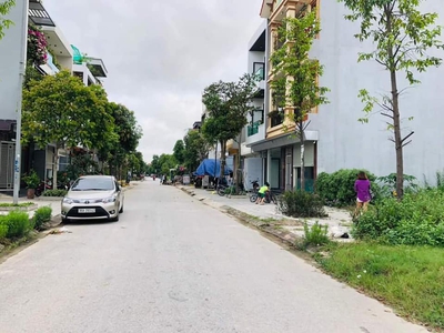 Chính chủ bán nhà Trung Tâm TP Thanh Hóa,Nhà mới ở ngay ,ô tô đỗ cửa. 0
