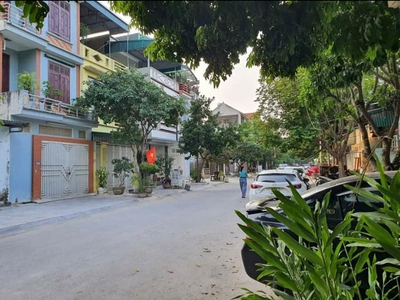 Chính chủ bán nhà Trung Tâm TP Thanh Hóa,Nhà mới ở ngay ,ô tô đỗ cửa. 2