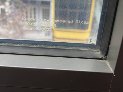 Bán cửa sổ dạng lật eurowindow 3