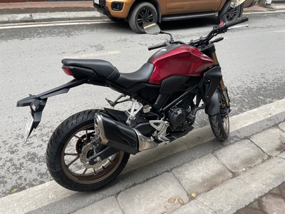 Bán cb300r 2021 biển số thủ đô để lên cc 0