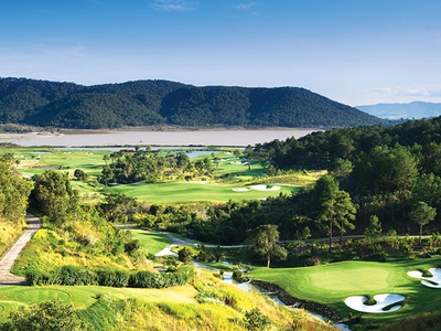 Book sân golf Dalat 1200 nhanh chóng giá tốt nhất 0
