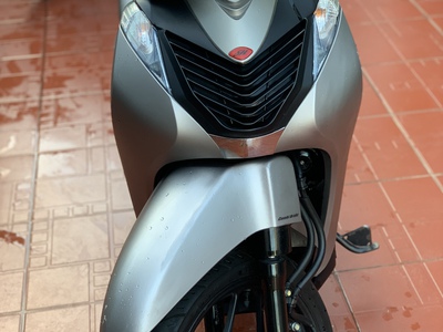 Sh mode 2018 màu xám bạc giá 57 triệu 2