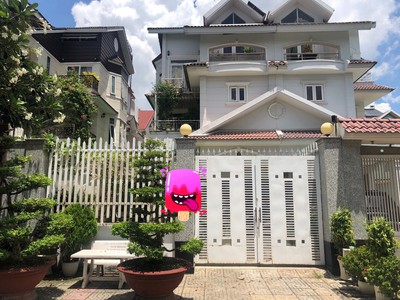 Biệt thự khang điền phước long B, diện tích 213m đúc 2 lầu khu đồng bộ, giá tốt 0