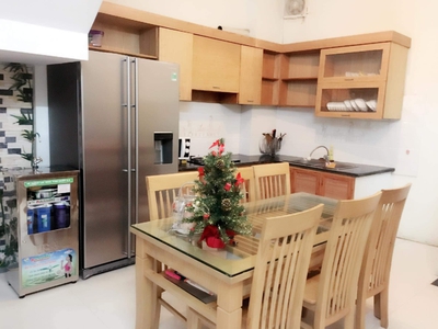 Bán nhà riêng phố Phan Kế Bính, Ba Đình 5 tầng 49 m2 giá 7.3 tỷ 2