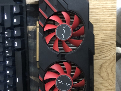 Card màn hình GTX 750 TI 0