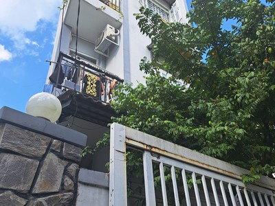Cần bán loa cổ đang nghe tốt 2272