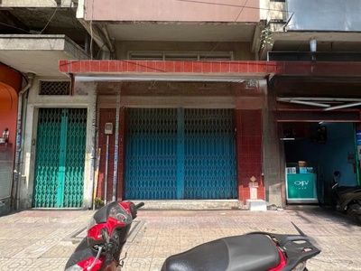 Cần bán loa cổ đang nghe tốt 1806
