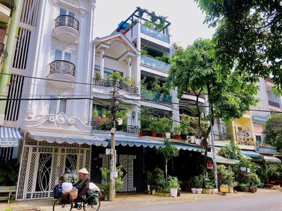 Cần bán loa cổ đang nghe tốt 939