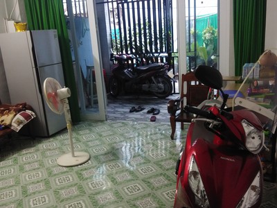 Cần bán loa cổ đang nghe tốt 983