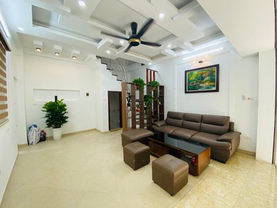 Cần bán loa cổ đang nghe tốt 352