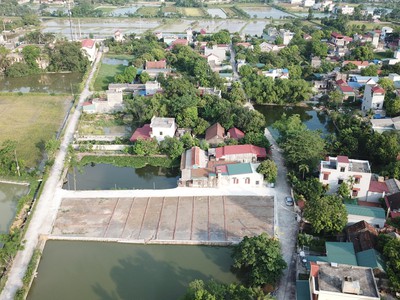 Cần bán loa cổ đang nghe tốt 1889