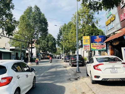 Cần bán loa cổ đang nghe tốt 9