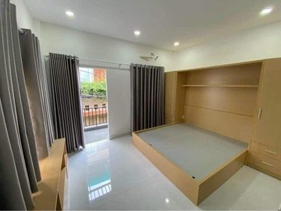 Cần bán loa cổ đang nghe tốt 2090