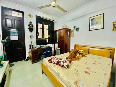 Cần bán loa cổ đang nghe tốt 683