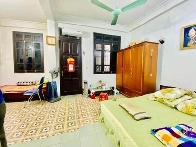 Cần bán loa cổ đang nghe tốt 649