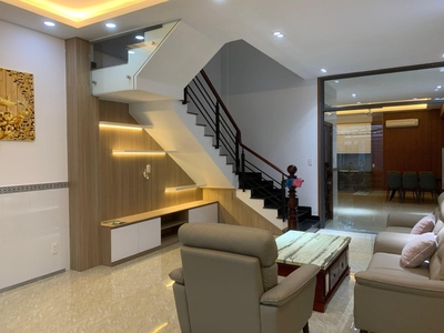 Cần bán loa cổ đang nghe tốt 2198