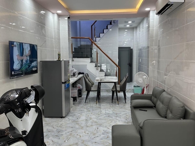 Cần bán loa cổ đang nghe tốt 724
