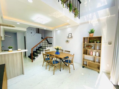 Cần bán loa cổ đang nghe tốt 2076