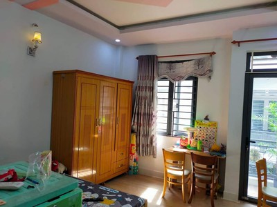 Cần bán loa cổ đang nghe tốt 2097