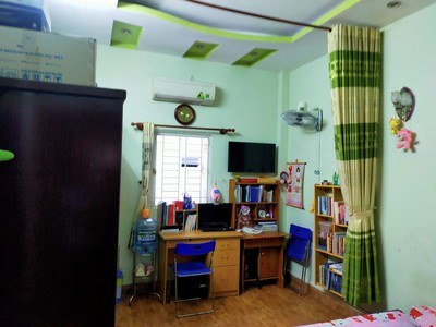Cần bán loa cổ đang nghe tốt 2400