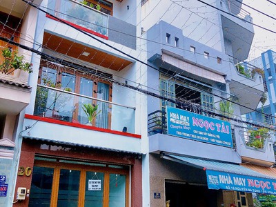Cần bán loa cổ đang nghe tốt 2230